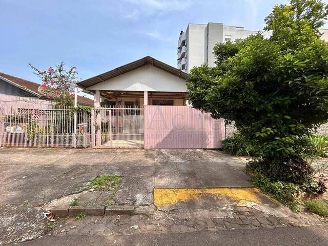 #218 - Casa para Venda em Erechim - RS - 1